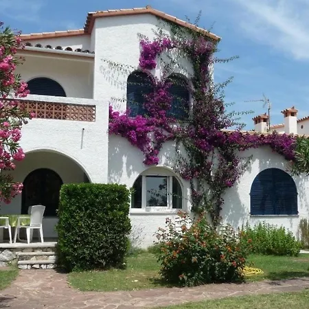 Appartement Art- Revilla Tacke G *