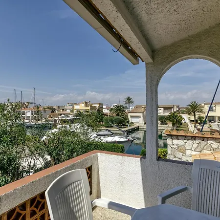 Appartement Art- Revilla Tacke G