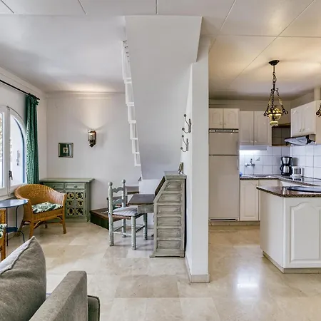Art- Revilla Tacke G Apartment